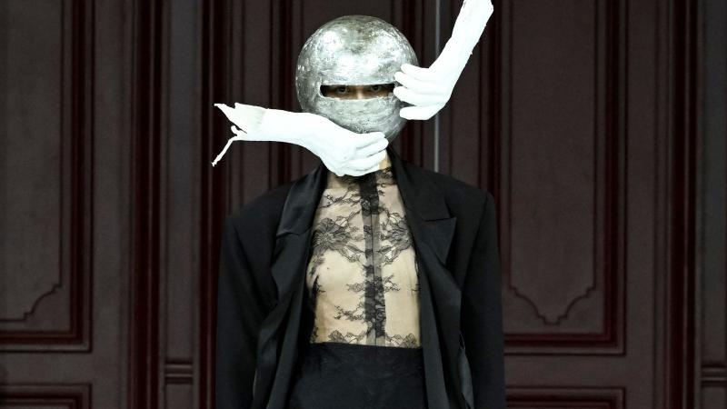 Autumn-Winter 2023-2024 Haute Couture Show - DÉFILÉS HAUTE COUTURE