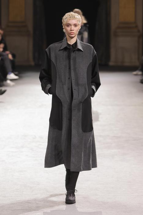 YOHJI YAMAMOTO - WOMENSWEAR READY-TO-WEAR FALL-WINTER 2023-2024 | FHCM