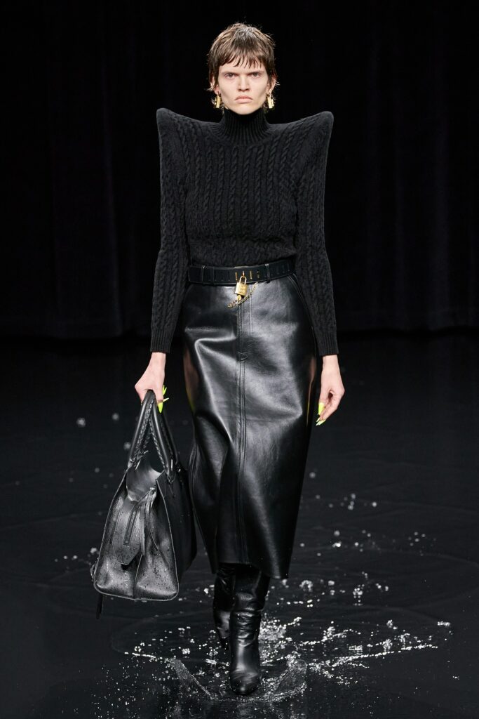 BALENCIAGA