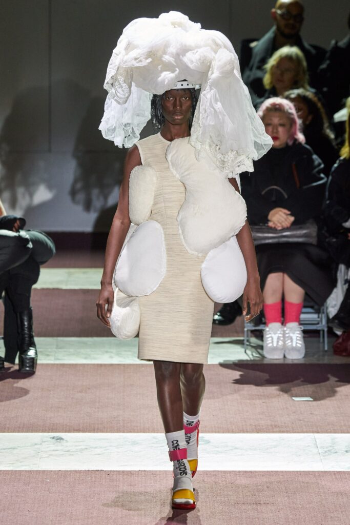 COMME DES GARCONS