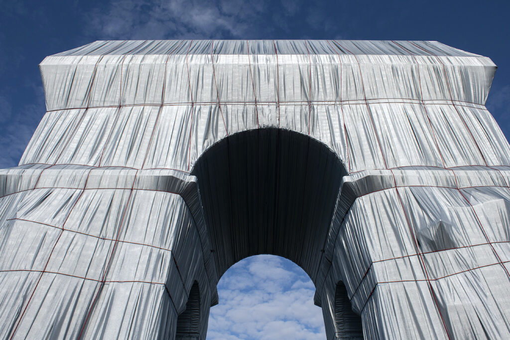 Arc de Triomphe Wrapped. Paris. 1961-2021 © Didier Plowy – Centre des monuments nationaux