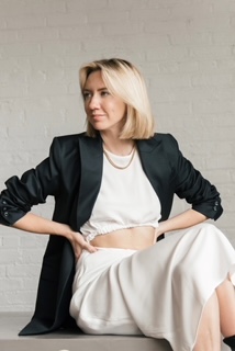 Lisa AikenFashion & Lifestyle Director, Neiman Marcus