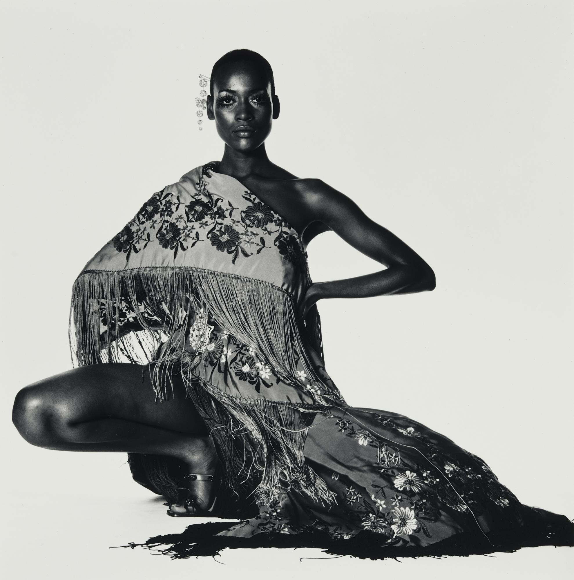 Naomi Sims in scarf