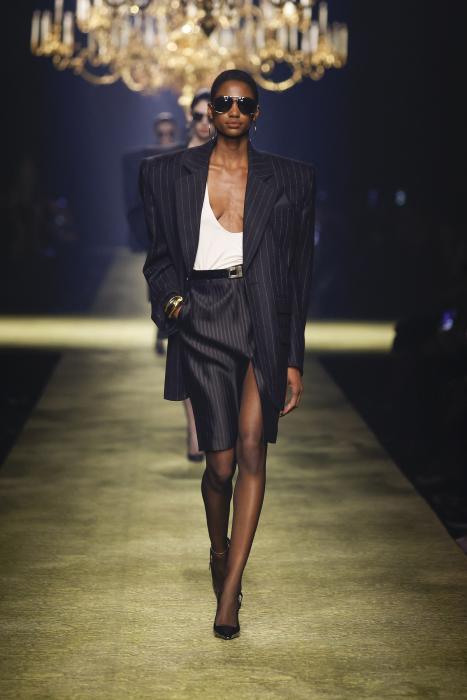 Runway【SAINT LAURENT】Wブレスト チェック柄 ジャケット 24SS Runway【SAINT LAURENT】Wブレスト チェック柄 ジャケット 24SS