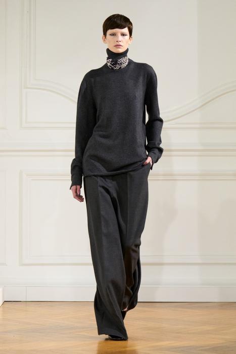 GIVENCHY - Womenswear Fall/Winter 2024-2025 | FHCM