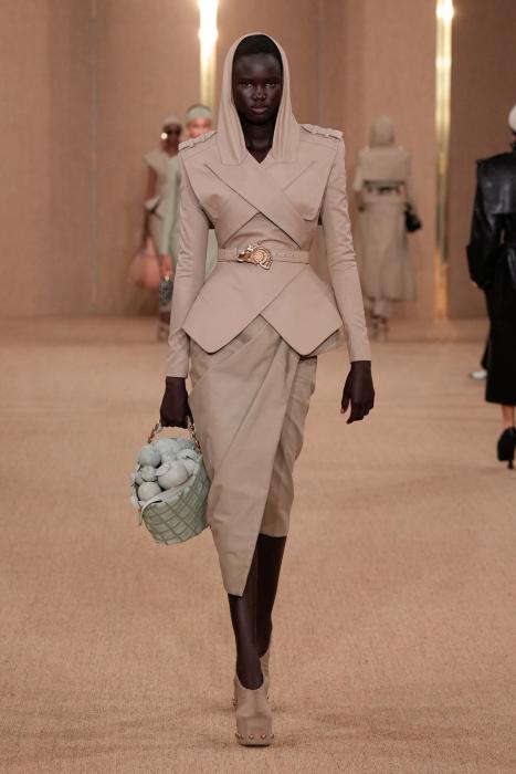 BALMAIN - Womenswear Fall/Winter 2024-2025 | FHCM